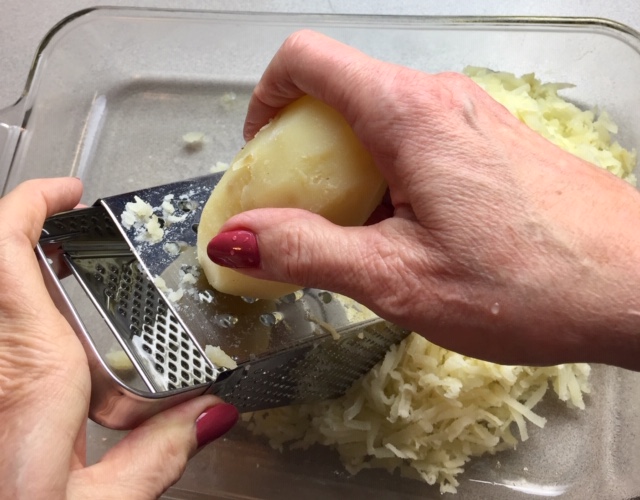 grate the taters