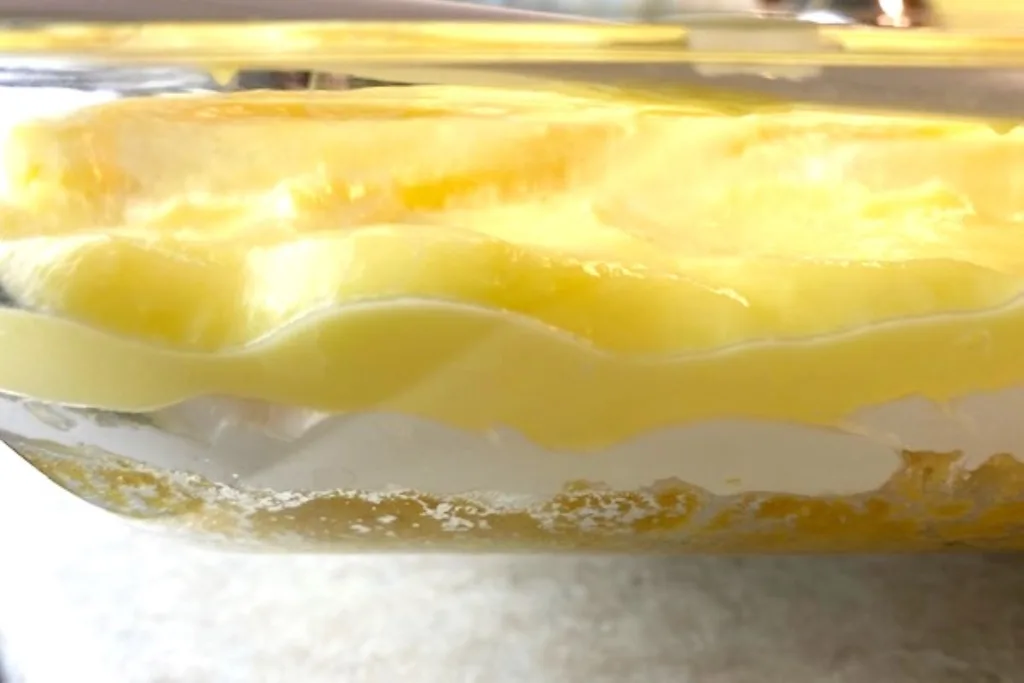 layered lemon dessert