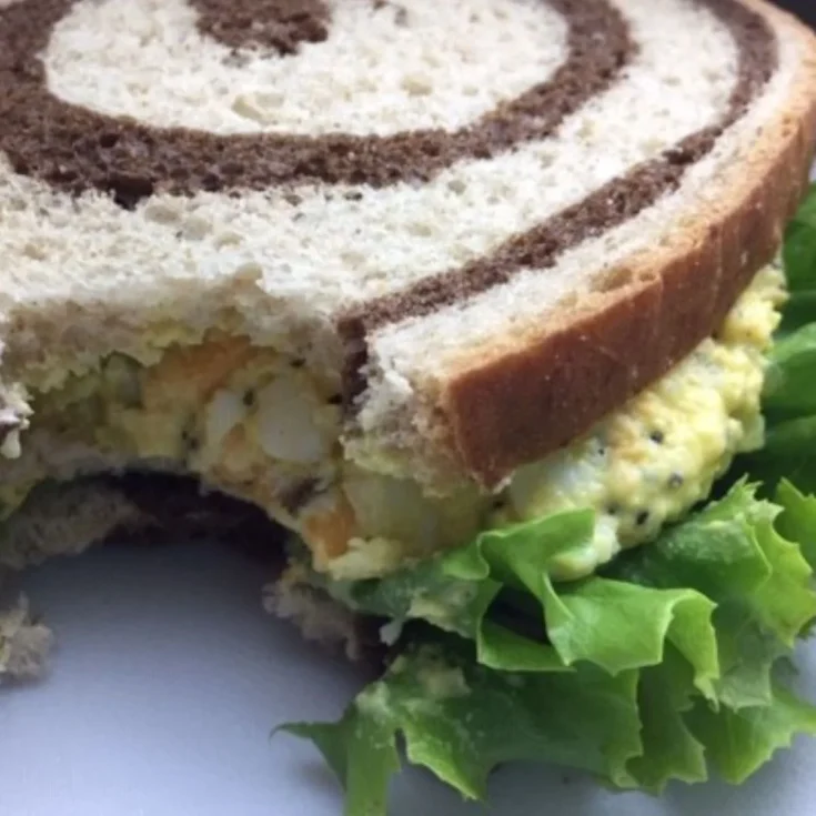 egg and cheese sandwich filling
