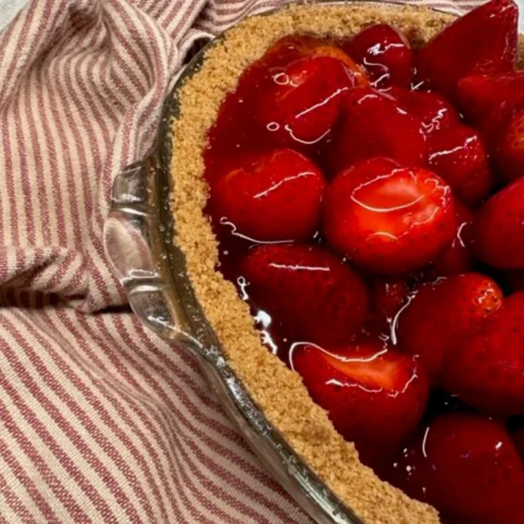 pretzel and graham cracker crumb crust